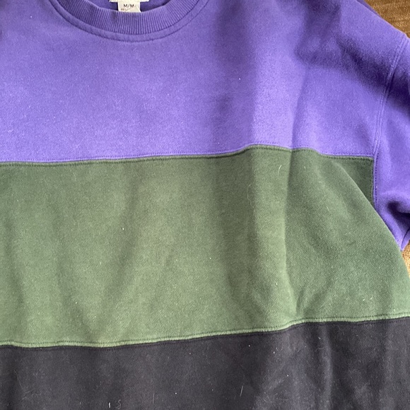 Vintage Original island sport sweatshirt. Very soft - Picture 3 of 5